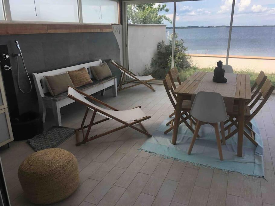 Villa Avec Spa & Vue Panomarique Sur L'Etang Perols Exterior photo